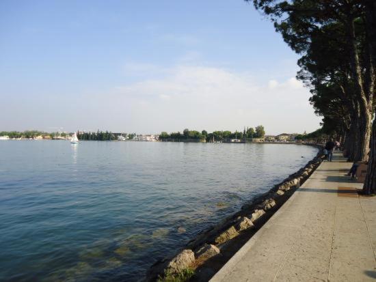 La Regina Del Garda *